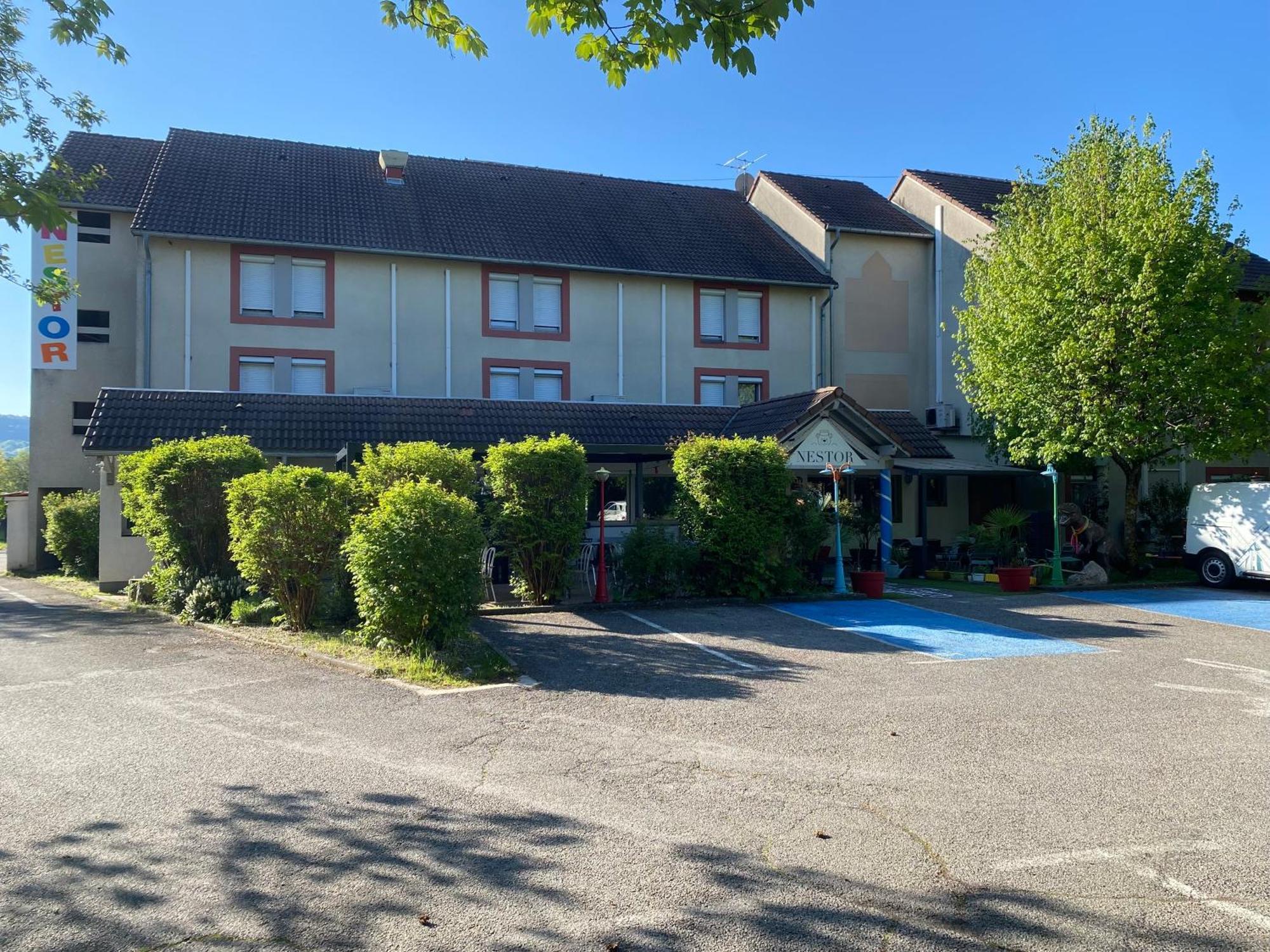 Nestor Hotel Gap Et Restaurant Exterior photo